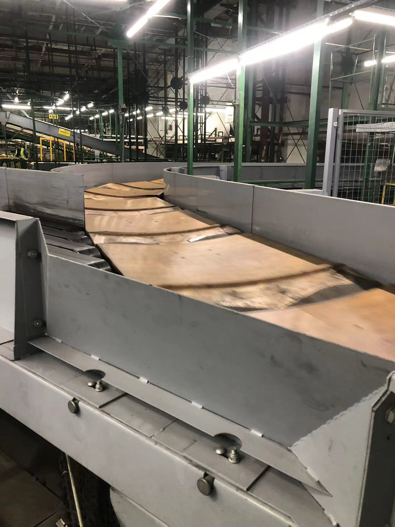 機場改造現場轉彎機輸送(圖2)