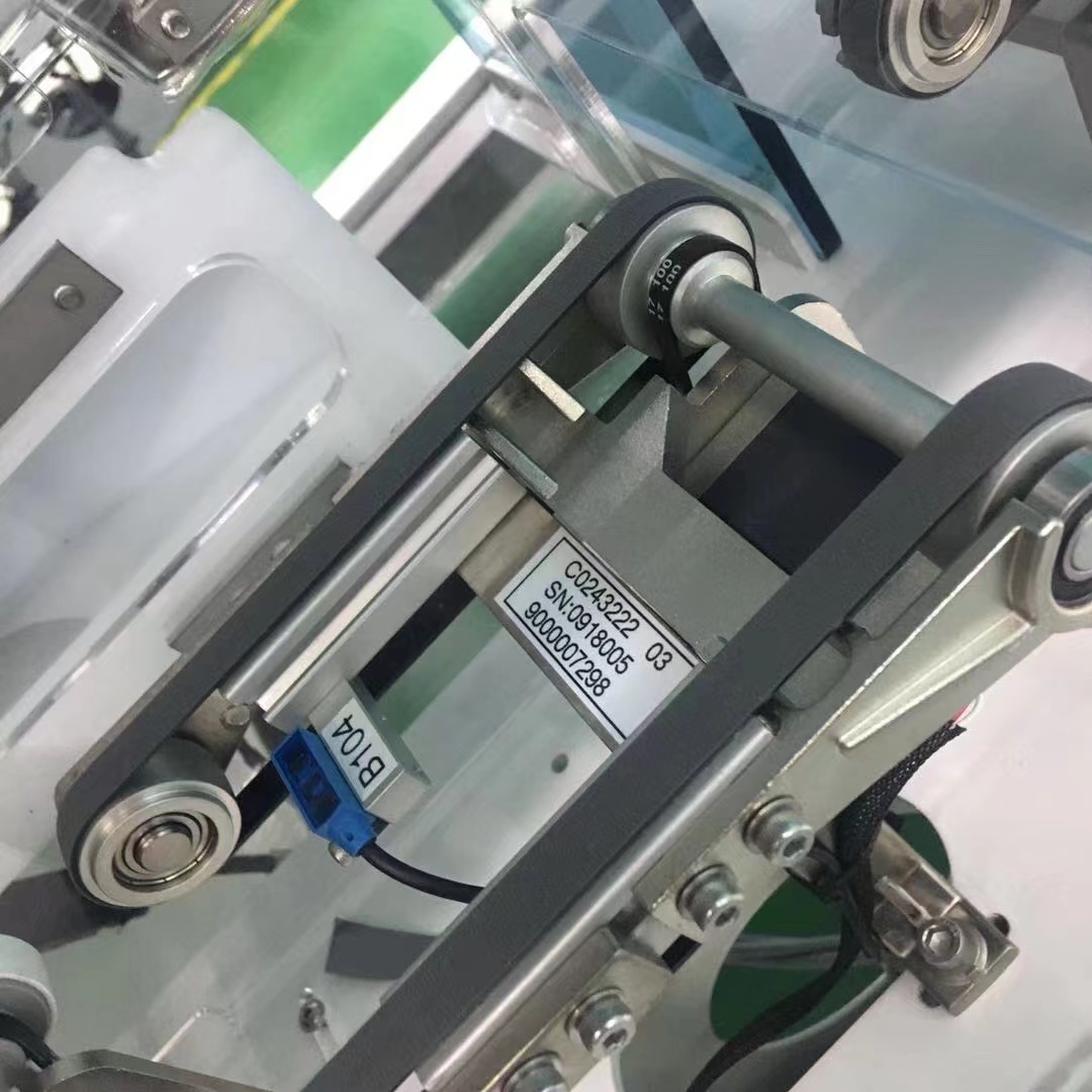 太陽能光伏產線左右上下料機高效輸送(圖1)