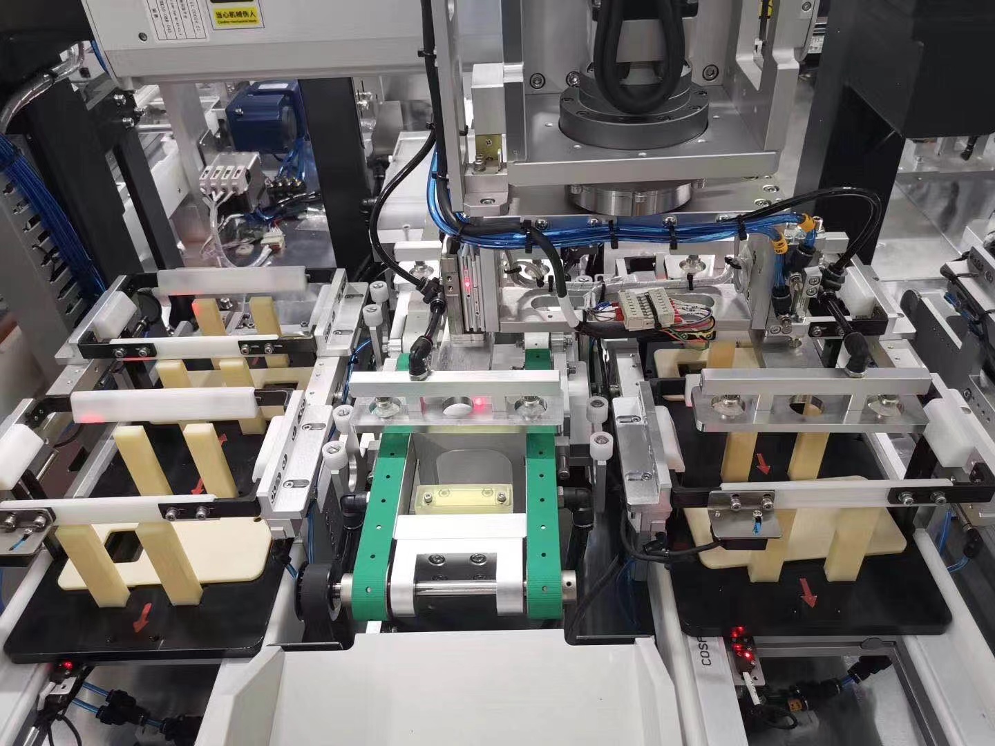 光伏企業生產車間(圖8)